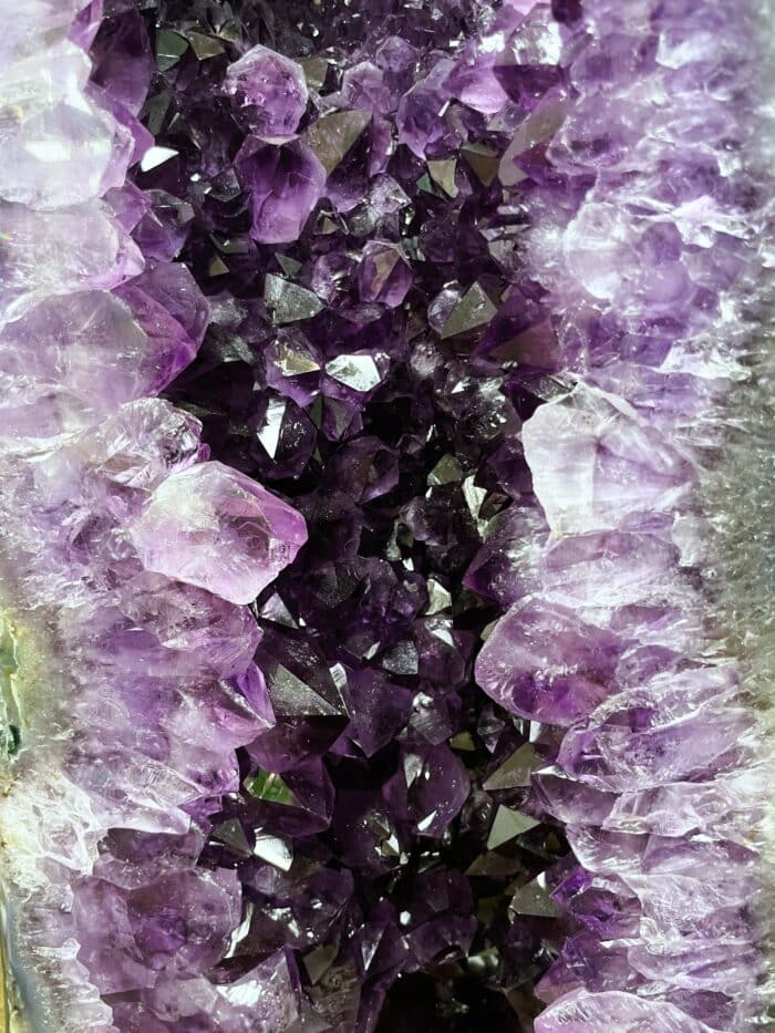 Amethyst Druse 27kg - Harmonie und Einklang 3 Seelenbewusst